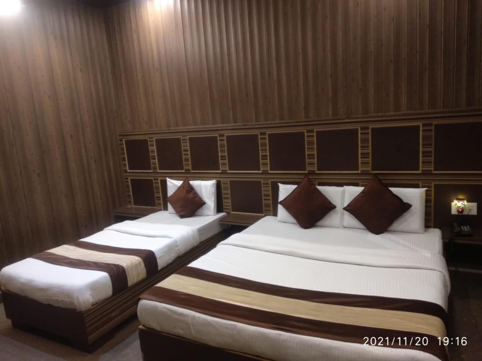 Hotel Pardesi Haridwar Luaran gambar
