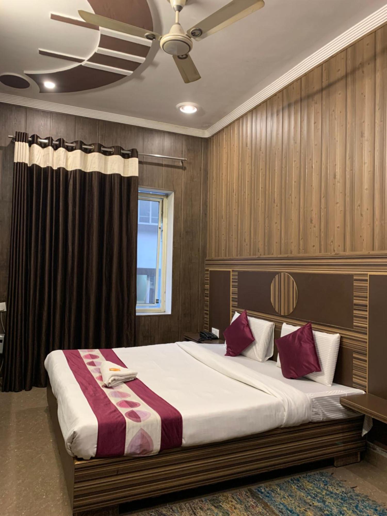 Hotel Pardesi Haridwar Luaran gambar