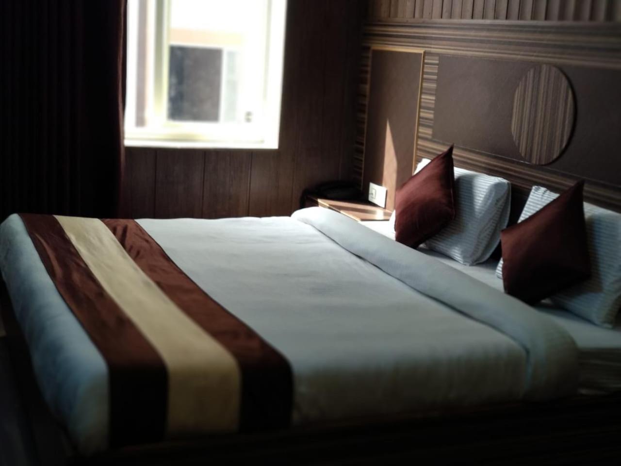 Hotel Pardesi Haridwar Luaran gambar